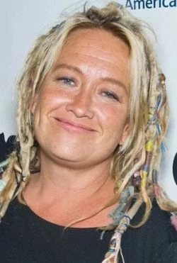 Jennifer Lynch