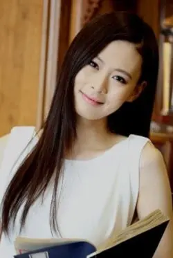 Yiyi Long