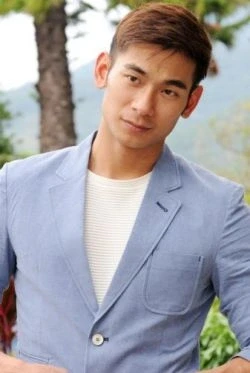 Liang Zhe