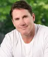 Nicholas Sparks