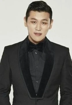 Kang Hong Suk