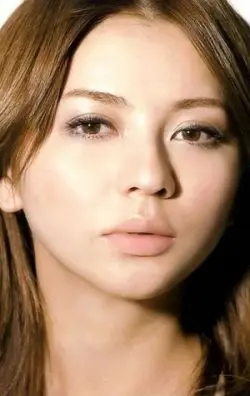 Karina Nose