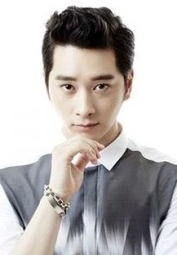 Hwang Chan sung