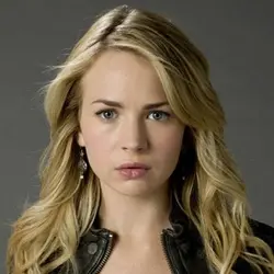 Britt Robertson