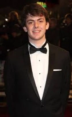 Skandar Keynes