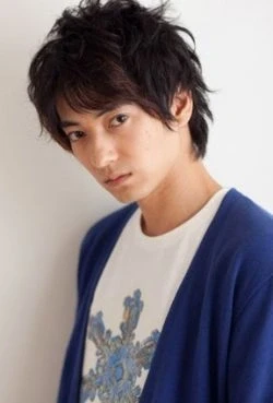 Shugo Oshinari