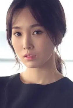 Yoon Jin Sol