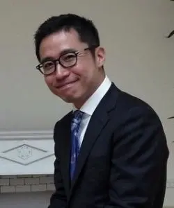 Nanatsuki Takafumi