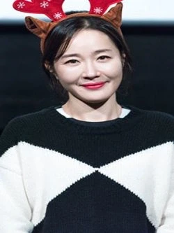 Uhm Ji-Won