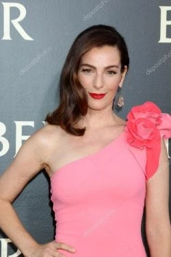 Ayelet Zurer