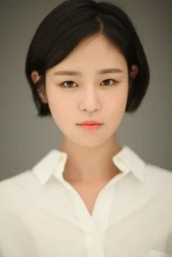 Sim Eun Woo