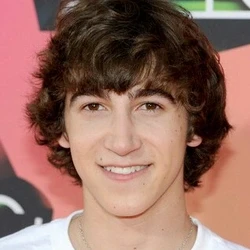 Vincent Martella