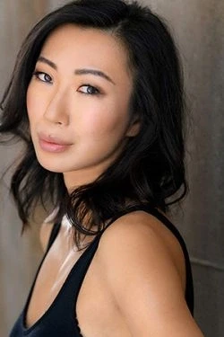 Vivi Lee