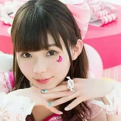 Nanaka Suwa