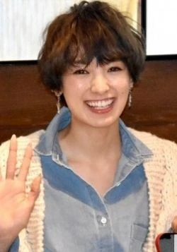 Akina Minami