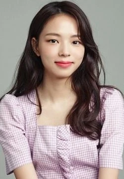 Jo Yoo Jung