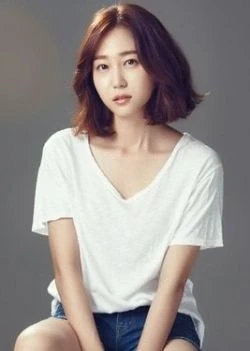 Ha Si eun