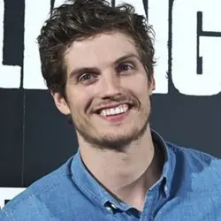 Daniel Sharman