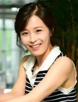Kang Eun Jin