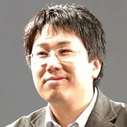 Fumitoshi Oizaki