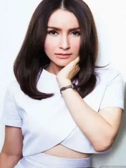 Anne Thongprasom