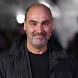 Oliver Parker