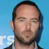 Sullivan Stapleton