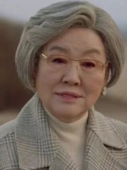 Ban Hyo jung