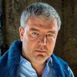Aleksandr Robak