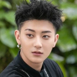 Zitao Huang