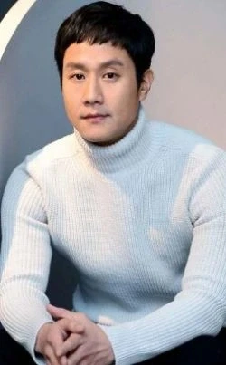 Jung Woo