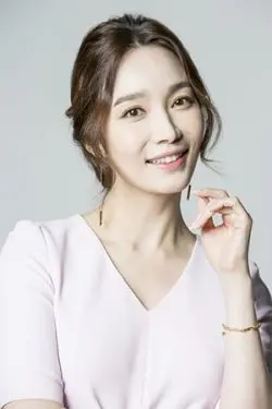 Lee Min-Young