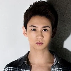 Tomo Yanagishita