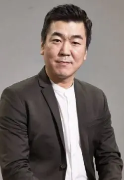 Yoon Je Moon