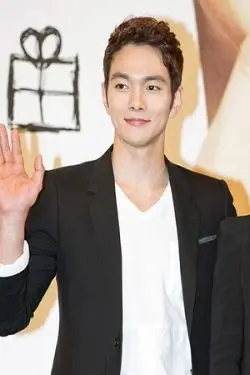 Kyu-han Lee
