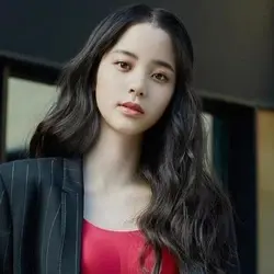 Nana Ou-Yang