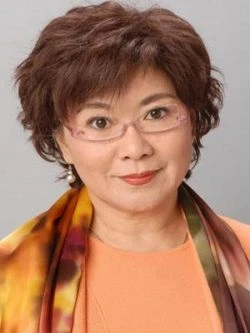 Louise Lee