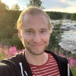 Raine Mäki