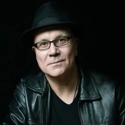 Andrew Collins