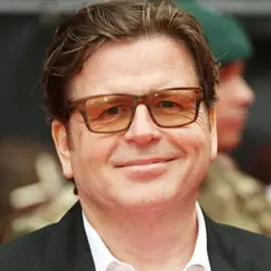 Simon West