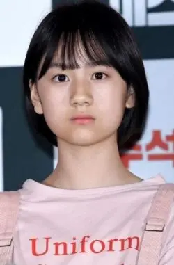 Um Chae Young