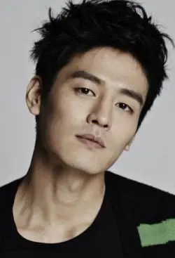 Yoon Jong Hwa
