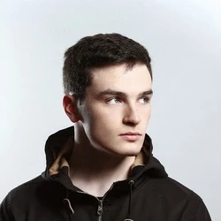 Eoin O'Broin