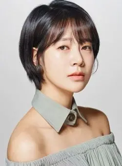 Choi Yoon Young