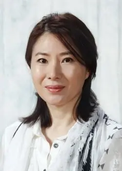Hwang Young hee